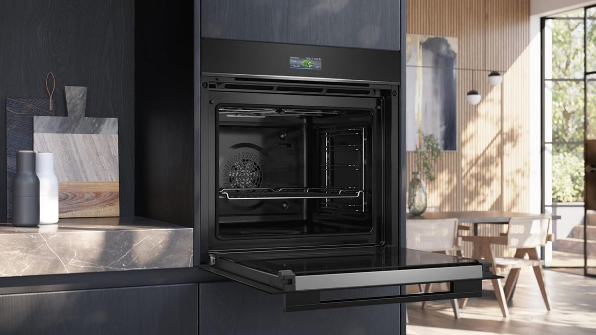 Siemens HB774G1B1, Stiftung Warentest Testsieger , iQ700 Smarter Einbau-Backofen 60x60 cm, Made in Germany, activeClean Pyrolyse  und  humidClean Hydrolyse, Air Fry, Automatikprogramme, Touchscreen