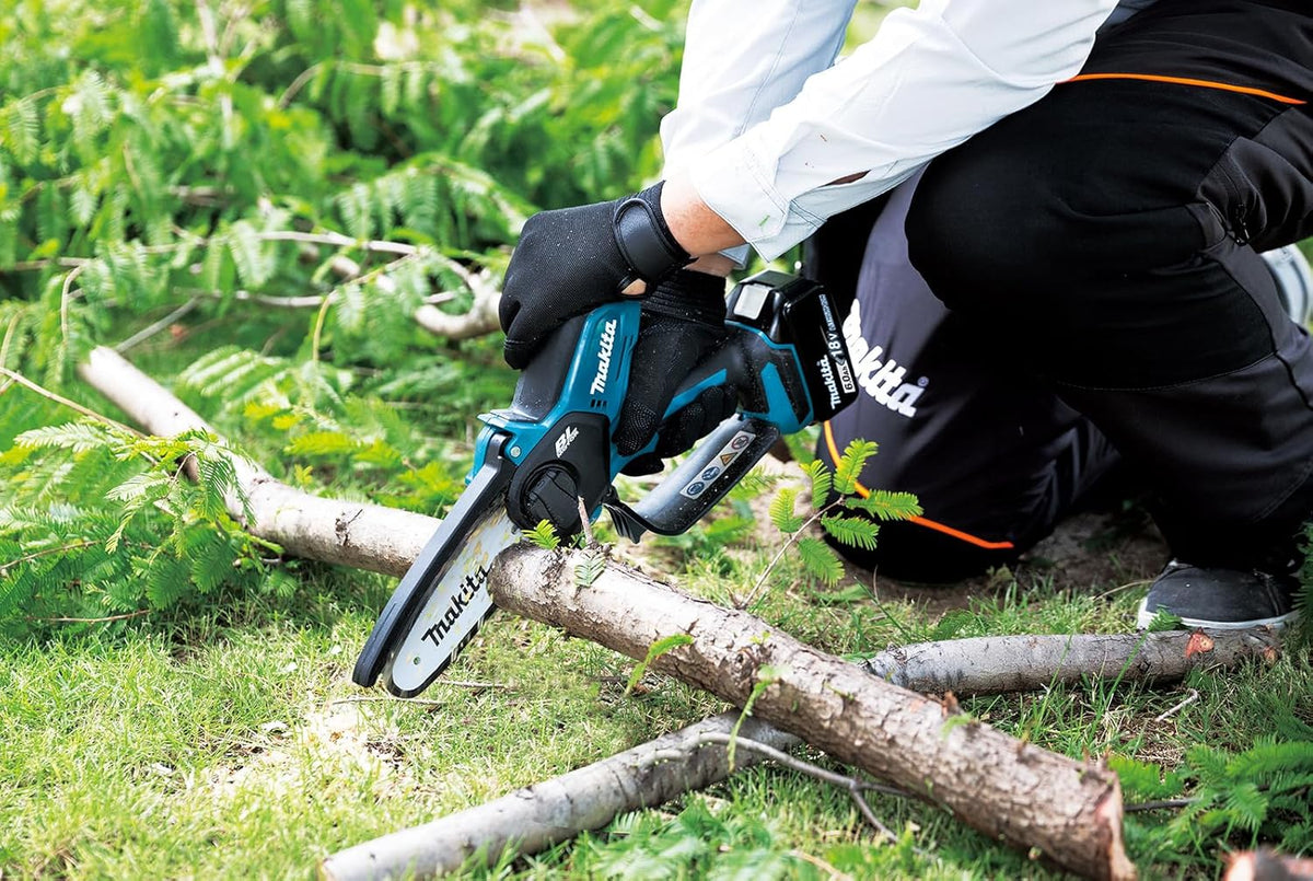 Makita DUC150Z Astsäge, 18 V, Li-Ion, LXT-Akku, bürstenlos, 150 mm, Akku und Ladegerät nicht im Lieferumfang enthalten