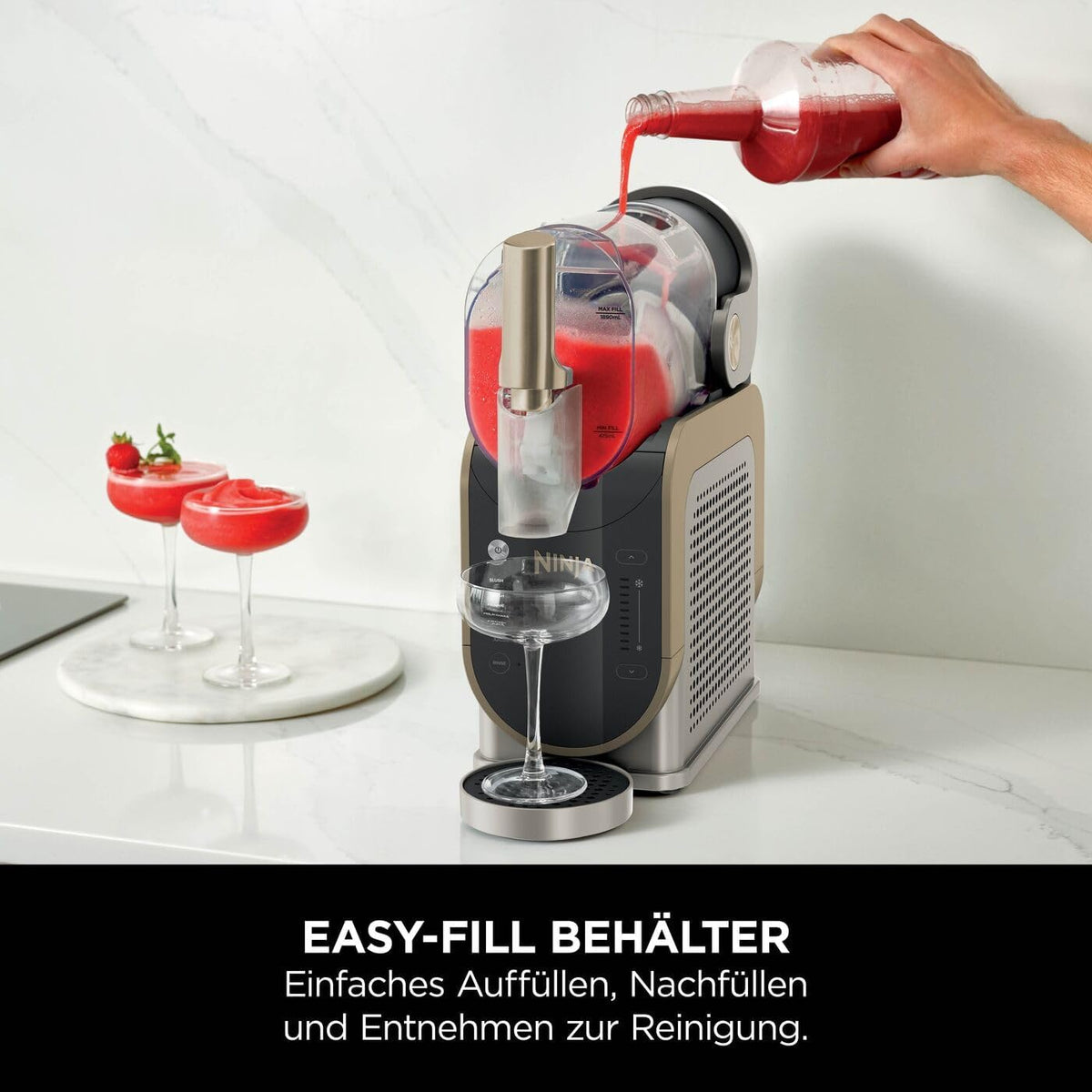 Ninja SLUSHi Maschine für Slush, Eis-Cocktails, Frappé, Milchshakes & gefrorenen Saft, ohne Eis oder Vorbereitungsaufwand, WhisperChill-Technology, fasst 1,9 L, Stone Gold, FS301EUSTGD