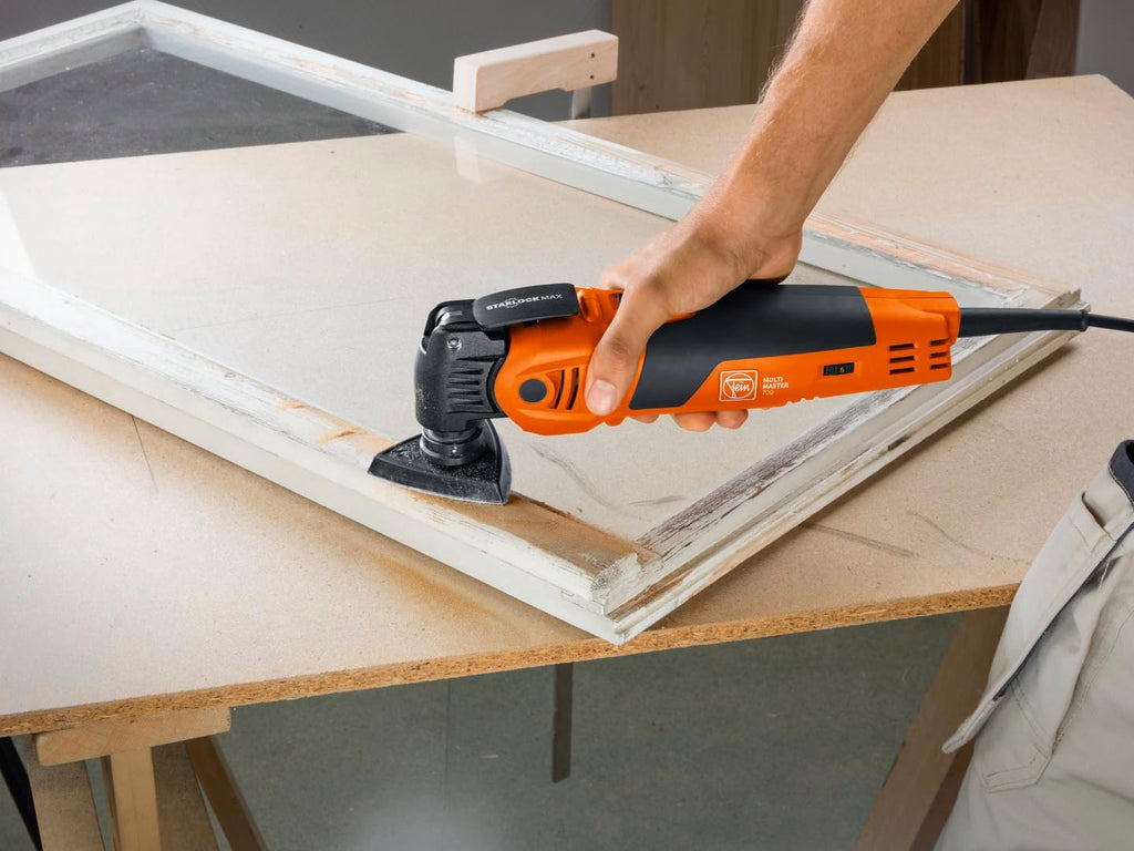 FEIN Multimaster MM 700 Max Top, Unser bestes MultiTool mit 60 Zubehören zum Sägen, Schleifen, Schneiden , 450 W, Anti-Vibrationssystem, Aufnahme StarlockMax, QuickIN Werkzeugwechsel